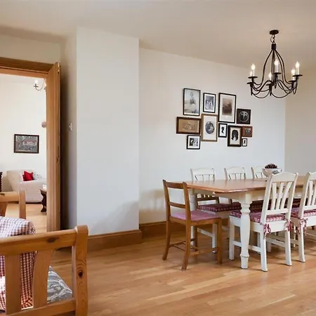 Dom wakacyjny The Old Coach House *