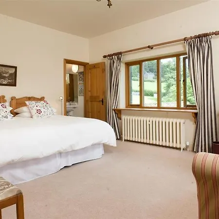 The Old Coach House Dom wakacyjny